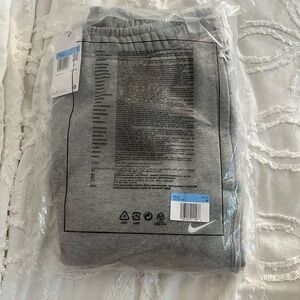 Nike Men’s sweatpants
